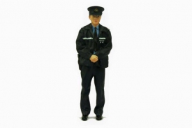 Tiny 1/18 Resin Figure - Police in Winter Uniform (10cm)